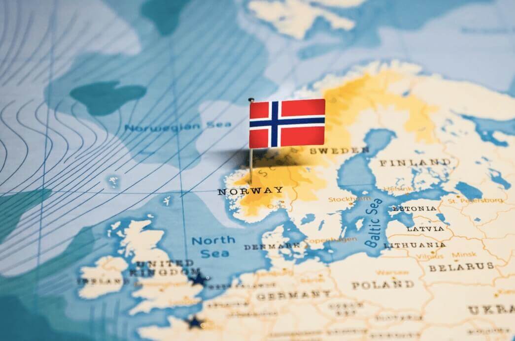 Map of Norway with flag